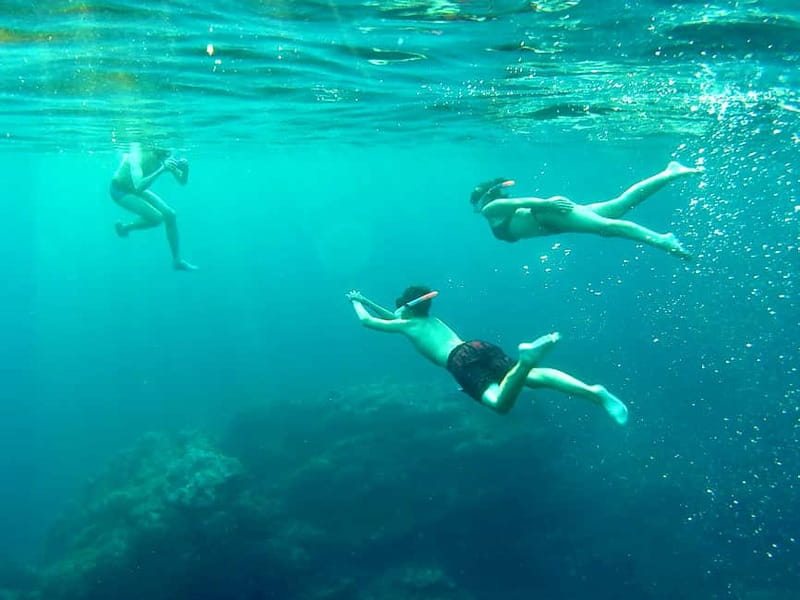 Cala Codolar: Sea & Caves Kayaking Tour with Snorkeling - Snacks, photos, and the small comforts