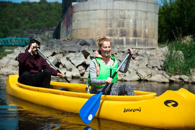 Canoeing on the Elbe river from Děčín to Bad Schandau - Starting at Camp Děčín