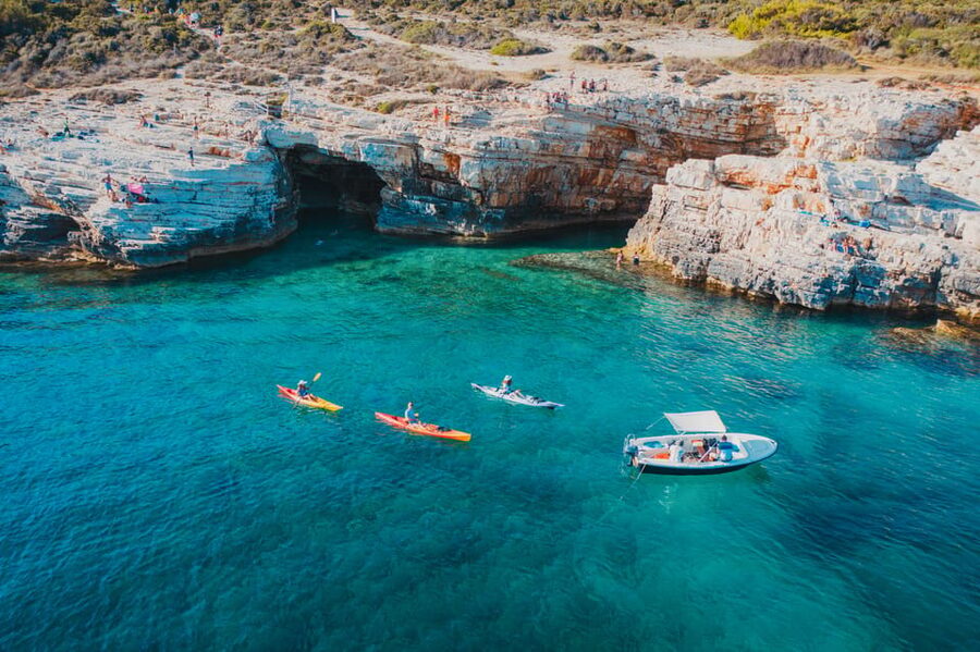 Cape Kamenjak: Cave and Safari Experience by Kayak - Should you book it?
