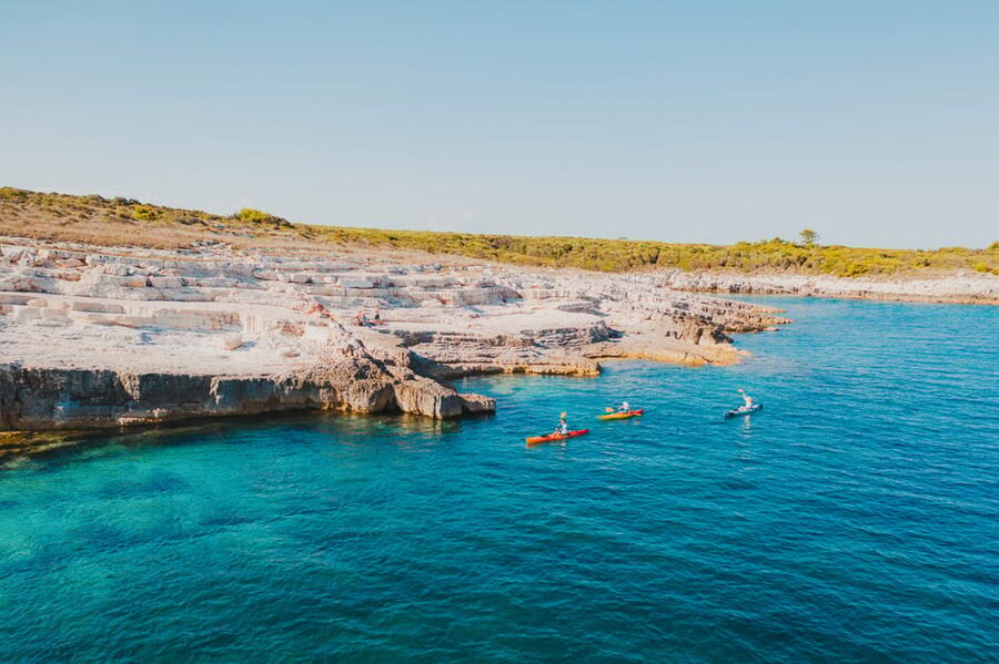 Cape Kamenjak: Cave and Safari Experience by Kayak - Meeting point, parking, and what to carry