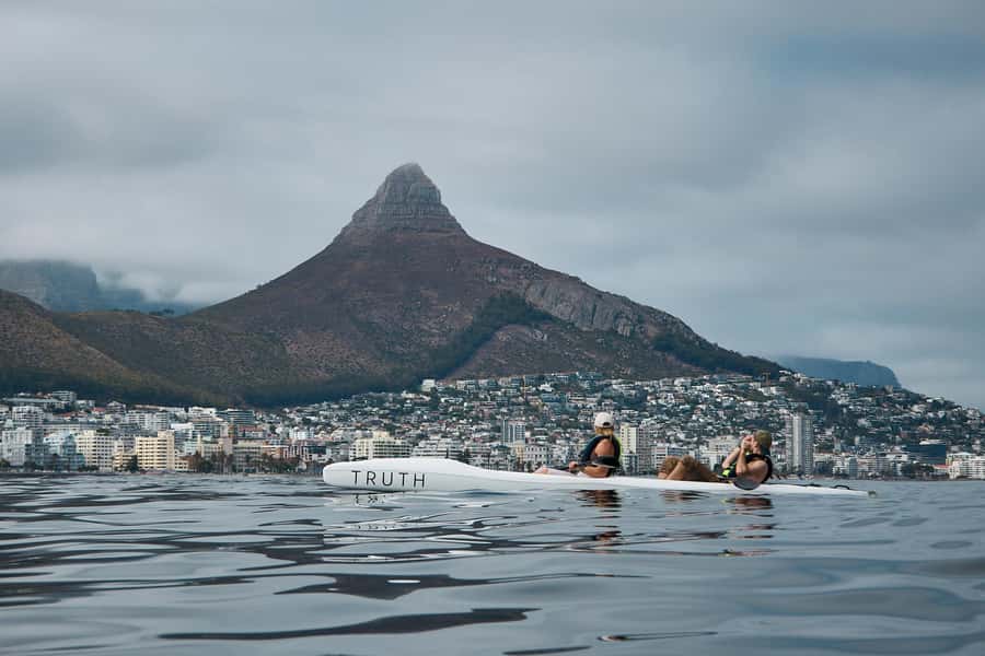 Cape Town: Dolphin & Ocean Wildlife Kayaking Adventure ⚓️ - Paddling past the lighthouse and along the Atlantic Seaboard