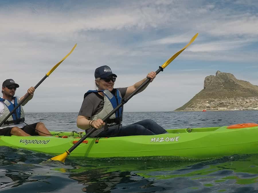 Cape Town: Guided Kayaking in Hout Bay - A clear briefing before the Atlantic paddle