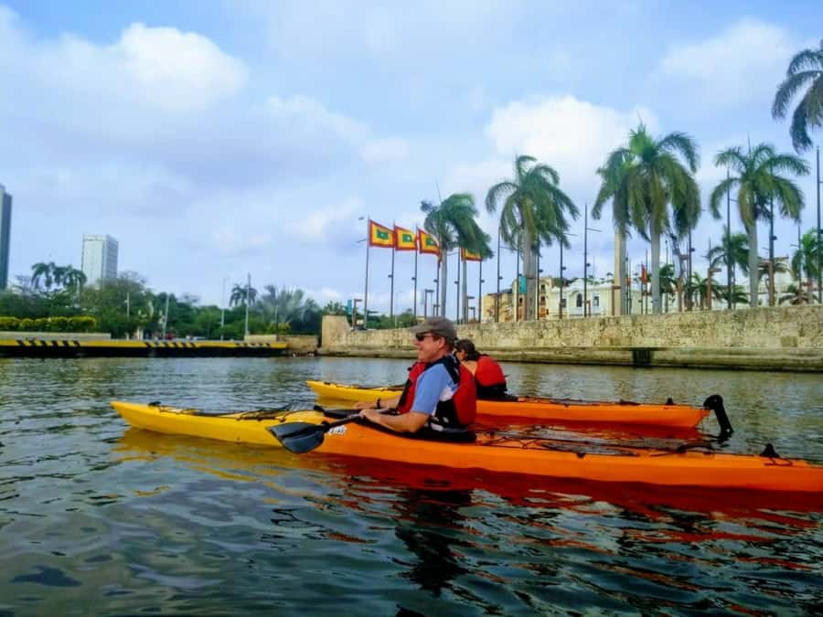 Cartagena: Walled City Kayak Tour - Key points to know before you book