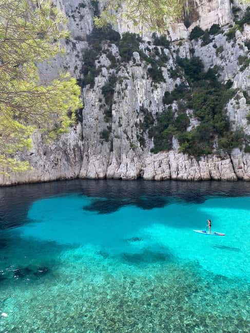 Cassis : Calanques National Park Standup Paddleboarding Tour - What the guide adds to the outing