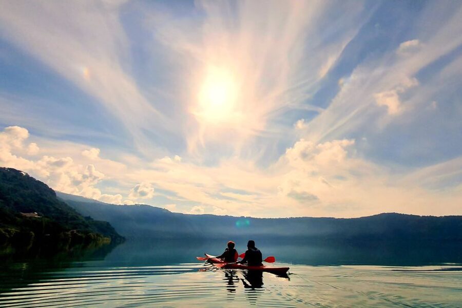 Castel Gandolfo: Kayak Food and Wine Tour - Who Will Get the Most From This Tour