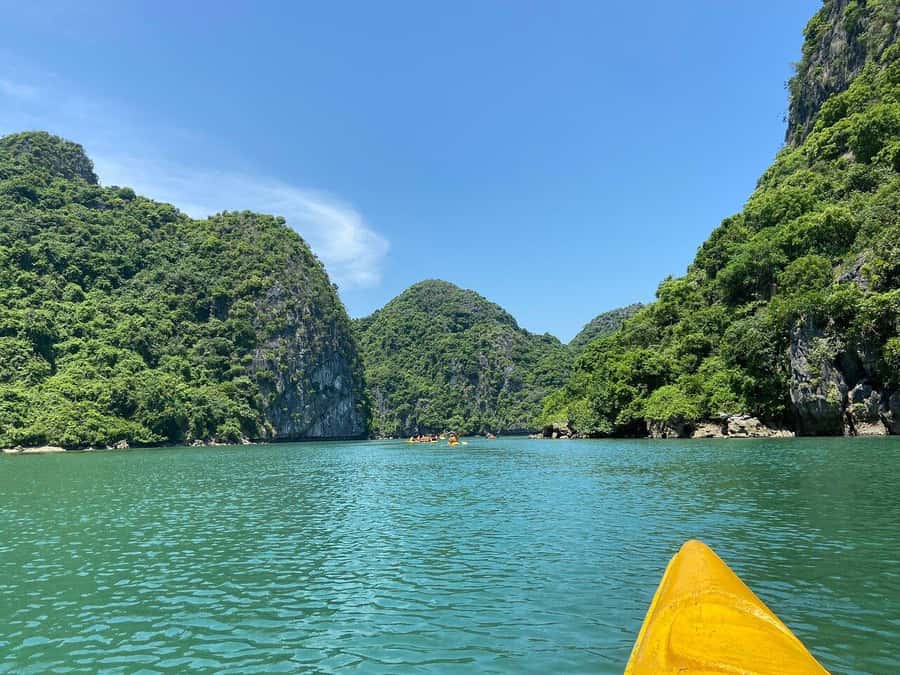 Cat Ba: Lan Ha and Ha Long Bay Boat Tour with Kayaking, Cave - The boat ride back to Cat Ba
