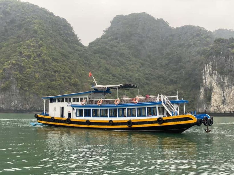 CAT BA: LAN HA & HALONG BAY – KAYAK, BIKE, LUNCH, SNORKEL - Sunset, cake, and the optional night kayak