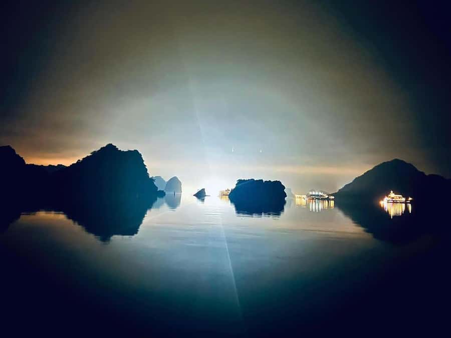 Cat Ba: Night Kayaking with Glowing Plankton - Who should book this Cat Ba experience