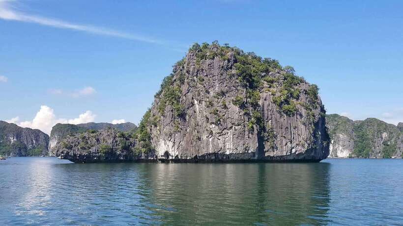 Cat Ba: Sunset on Lan Ha Bay with Sunset Party - Should you book the Cat Ba sunset cruise?
