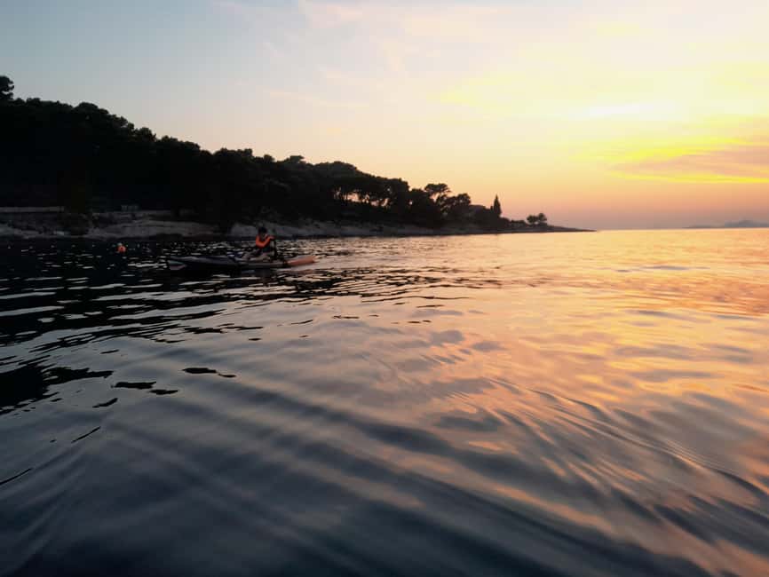 Cavtat: 'Pomalo' Guided Sea Kayaking Tour - The island or beach break