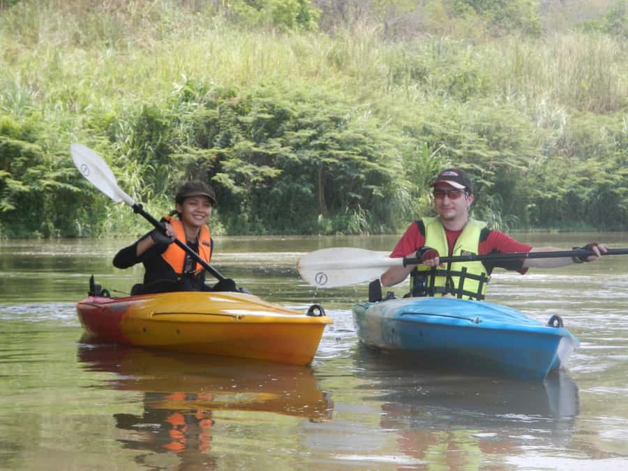 Chiang Mai: 25km Leisure Mountain Biking & Jungle Kayaking - Wat Ban Den starts the cultural side