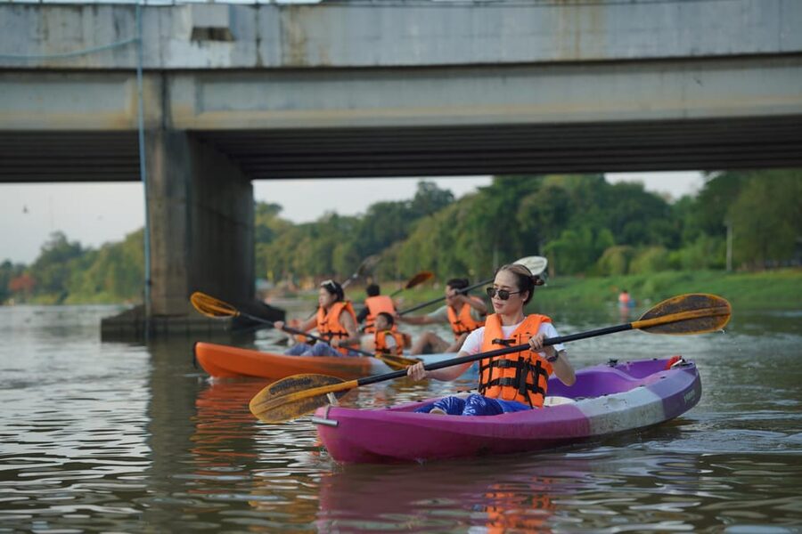 Chiang Mai:Explore kayaking through Mae Ping River on sunset - Who will enjoy this paddle most