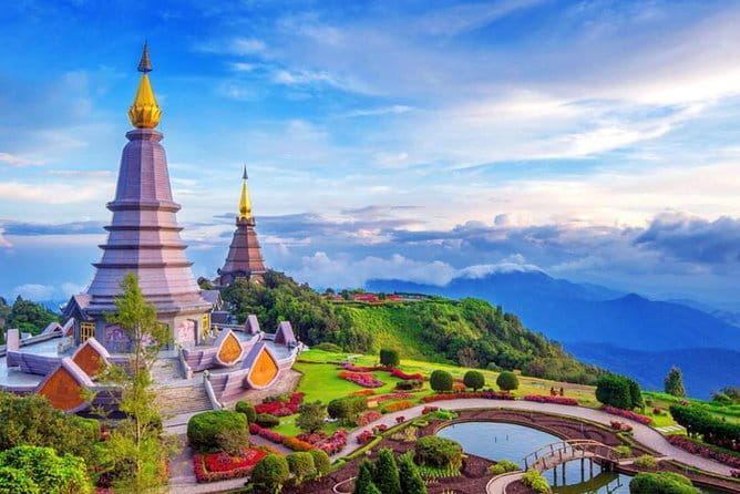 Chiang Mai:Explore kayaking through Mae Ping River on sunset - Passing Warorot Market and Kad Luang