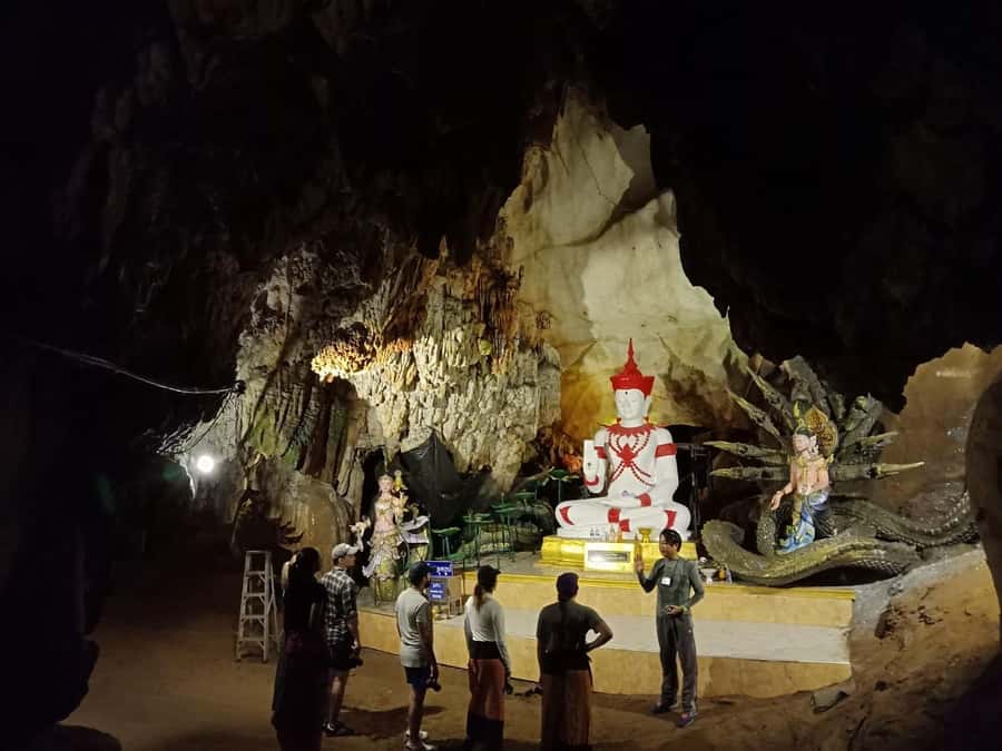 Chiang Mai: Full-Day Chiang Dao Caving & Jungle Kayaking - Kayaking through shaded Northern Thai jungle
