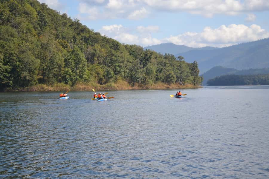 Chiang Mai: Sticky waterfall, lake kayak and cycling tour - What to pack for the water and bike ride