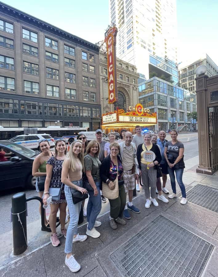 Chicago: Best of Attractions Walking Tour +Bike/Kayak Rental - Key points to know before booking