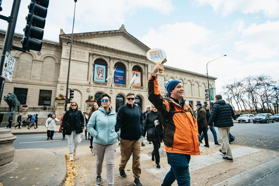 Chicago: Classic Food & Walking Tour with Free Bike or Kayak - Evening gives you a different Chicago