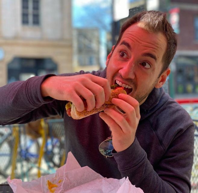 Chicago: Classic Food & Walking Tour with Free Bike or Kayak - Practical details that affect your day