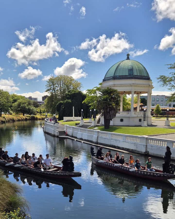 Christchurch: Waka Paddling Experience on the Avon River - Key points at a glance