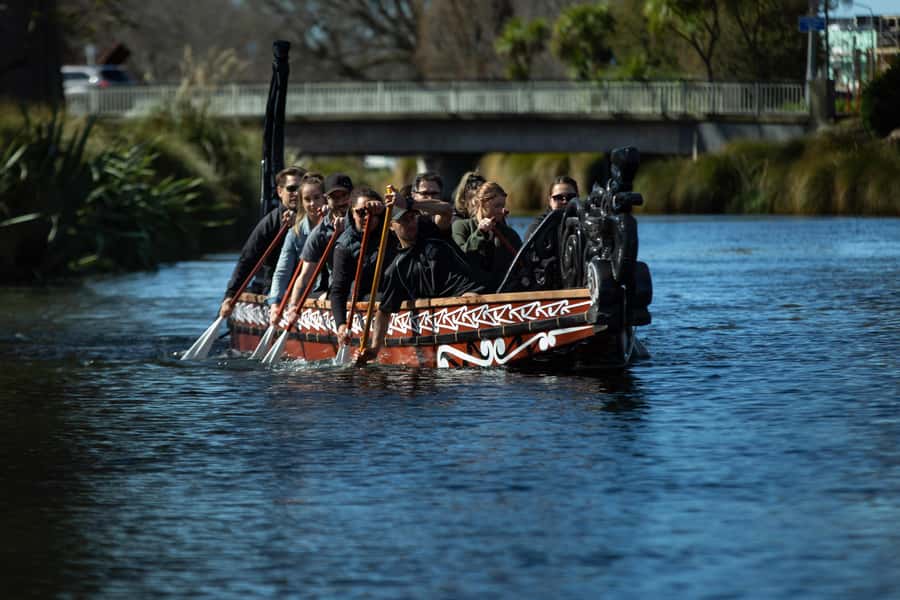 Christchurch: Waka Paddling Experience on the Avon River - Practical tips for getting more from the paddle