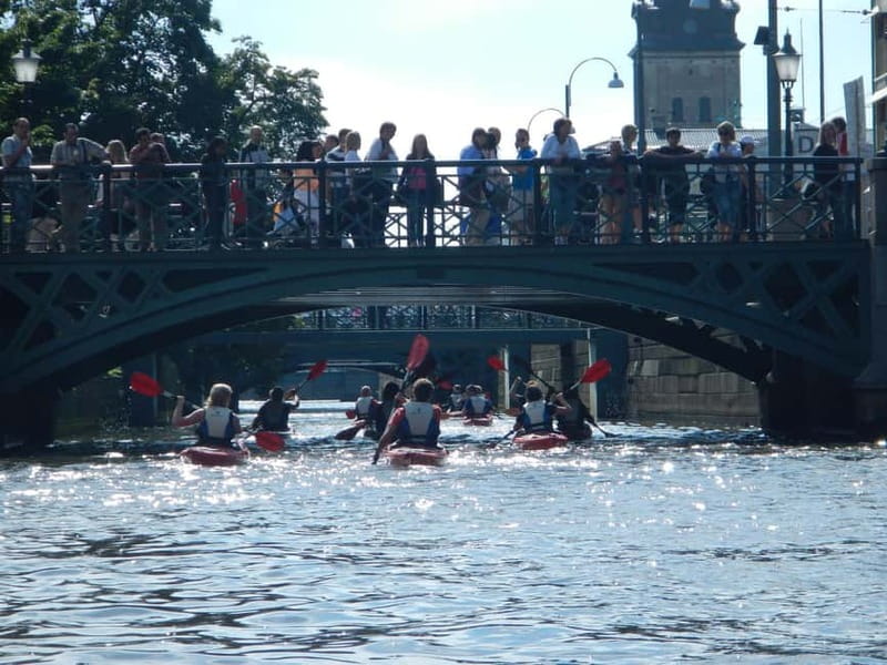 City Kayak Tour - Lilla Bommen to the canal network