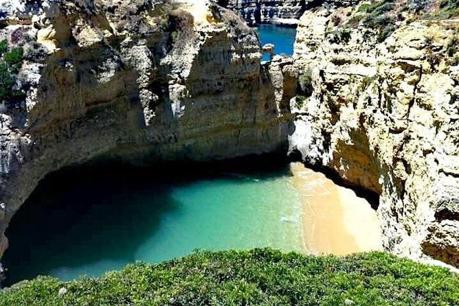 Cliffs & Caves Stand Up Paddle Adventure - Why this coast is best seen from a paddleboard