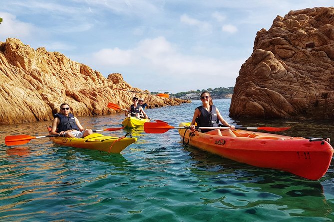 Costa Brava Tour with Kayak & Lagoon Snorkeling - Walking the Camino de Ronda toward the sea