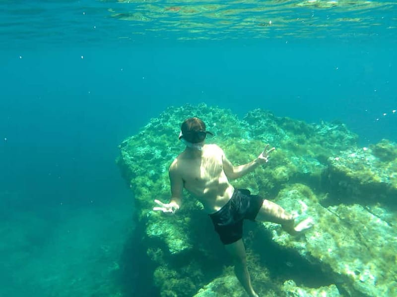 Curso de PaddleSurf, Visita Cuevas y Calas secretas, Snorkel - A small group with room for questions