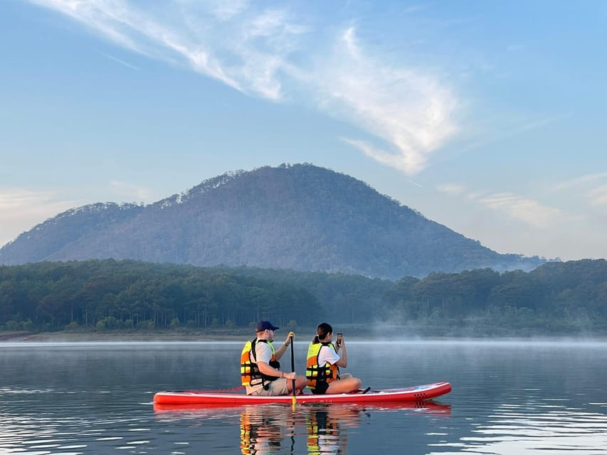Da Lat: Tuyen Lam Lake Kayak or SUP Tour - Getting to the lake and planning your return