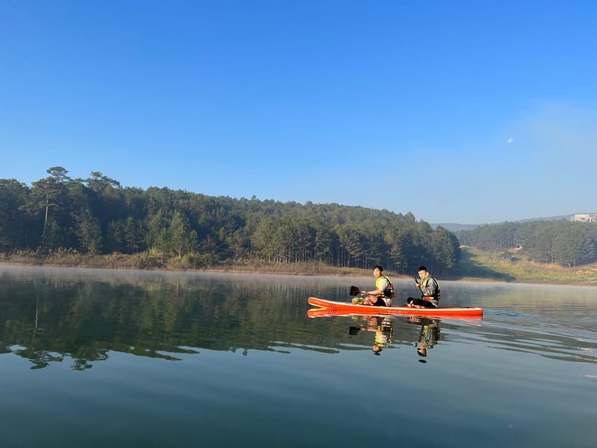 Da Lat: Tuyen Lam Lake Kayak or SUP Tour - Photos, refreshments, and what the $17 covers