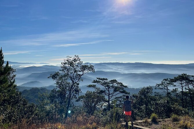 DALAT: Trekking Pinhatt & Sup/Kayaking Tuyen Lam Lake Tour - A picnic lunch with time to slow down