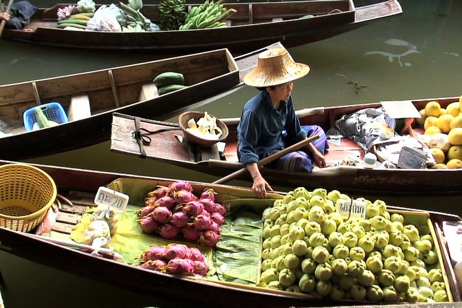 Damnoen Saduak Floating Market with Paddle Boat Ride (ex Bangkok) - Leaving Bangkok at 7:00 am