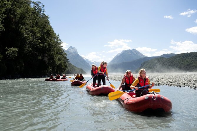 Dart River Canoe and Jet Boat Experience from Queenstown - Lunch beside the river