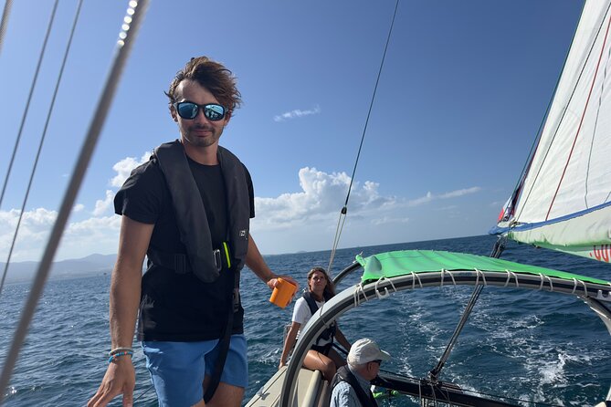 Day Lagoon 100% Sailing stops Snorkelling Paddle - Xavier’s relaxed, hands-on style
