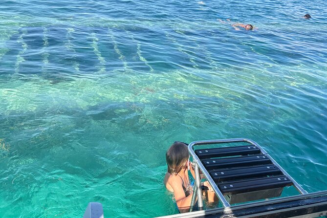 Day Lagoon 100% Sailing stops Snorkelling Paddle - Who will enjoy Ti-Bo most