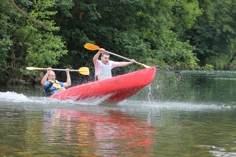 Descent of the Sella river in a canoe - Launching from the private ramp
