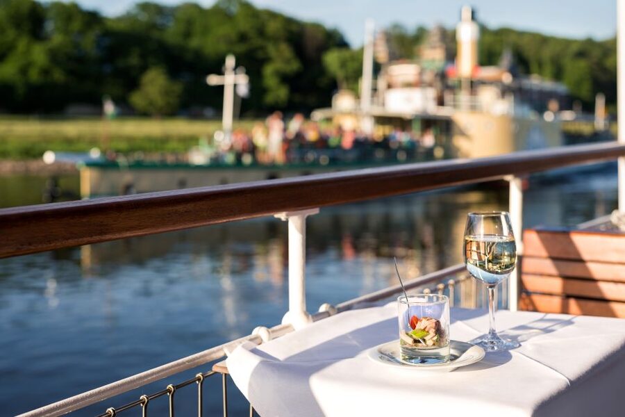 Dresden: Sunset Paddle Steamer Tour on the Elbe River - Why the real steam engine matters