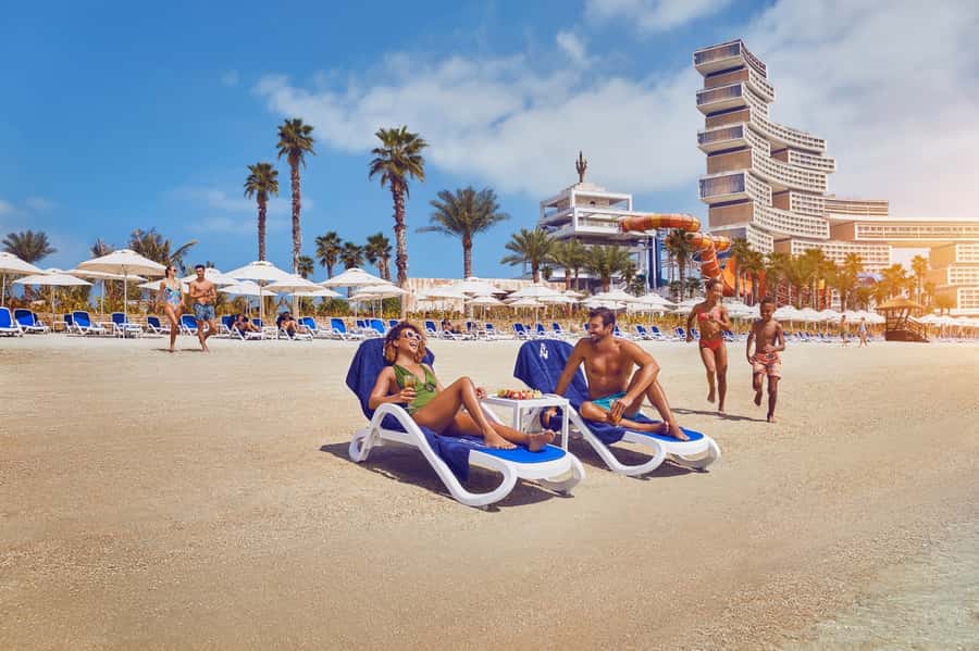 Dubai: Atlantis Dolphin Kayak Trip & Aquaventure Waterpark - What to pack, and what to leave behind