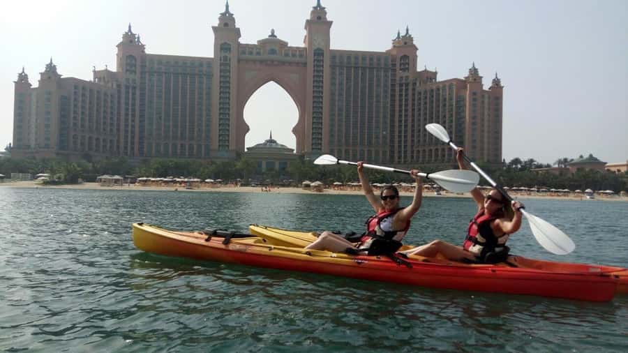 Dubai: Palm Jumeirah Guided Kayaking Tour - What the 2.5-hour schedule really means