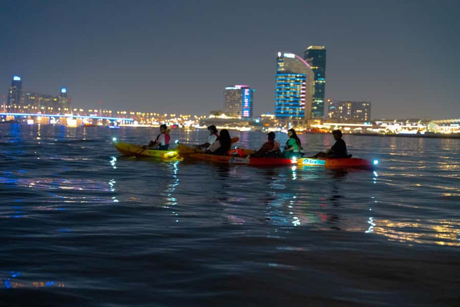 Dubai: Sunset/Night Dubai Creek Kayak Tour - What to bring and what to leave behind
