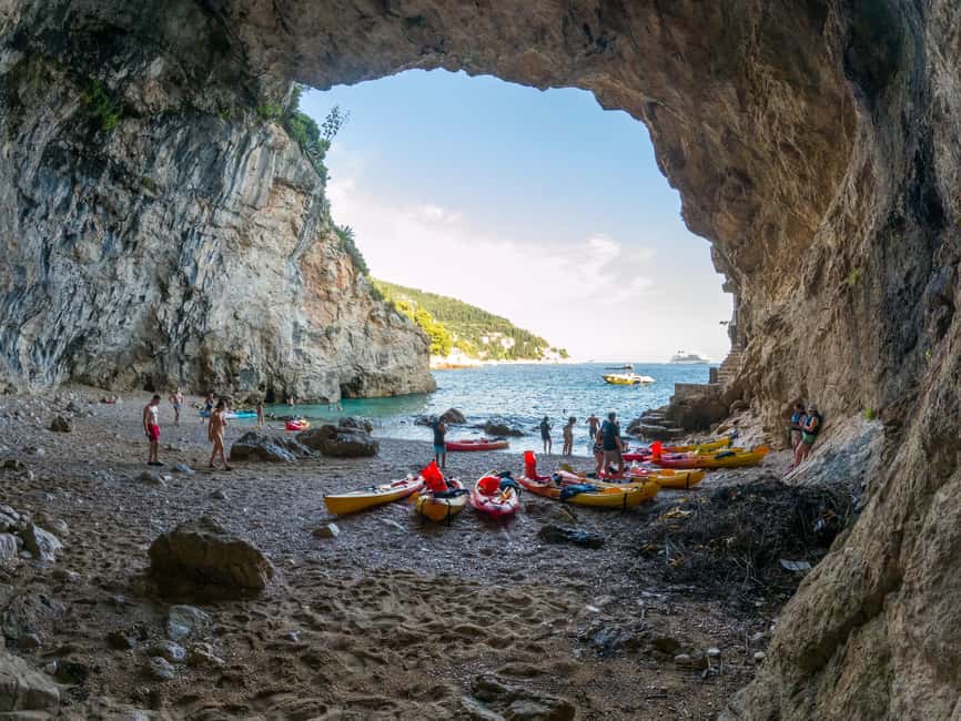 Dubrovnik: Afternoon Kayaking and Snorkeling Tour - Why the sea is the best seat for Dubrovnik’s walls