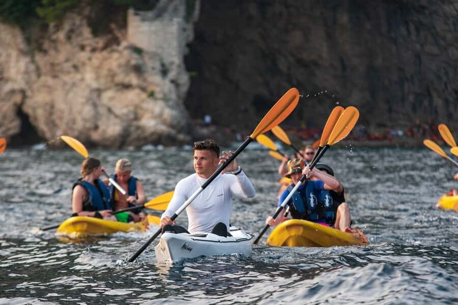 Dubrovnik: Guided Sea Kayaking and Snorkeling Tour - Why Dubrovnik looks better from a kayak