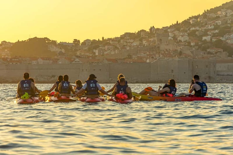 Dubrovnik: Guided Sunset Sea Kayaking Tour with Wine - Dubrovnik’s Walls From Sea Level