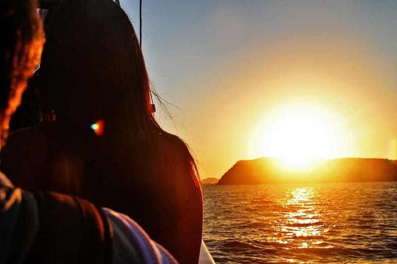 Dubrovnik: Guided Sunset Sea Kayaking Tour with Wine - Around Lokrum as the Sun Drops