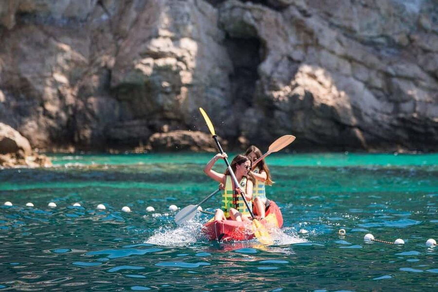 Dubrovnik: Kayak Rental - Starting at Banje Beach beside Dubrovnik’s Old Town