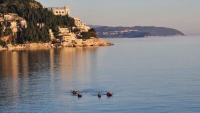 Sea Kayaking Half-Day Tour