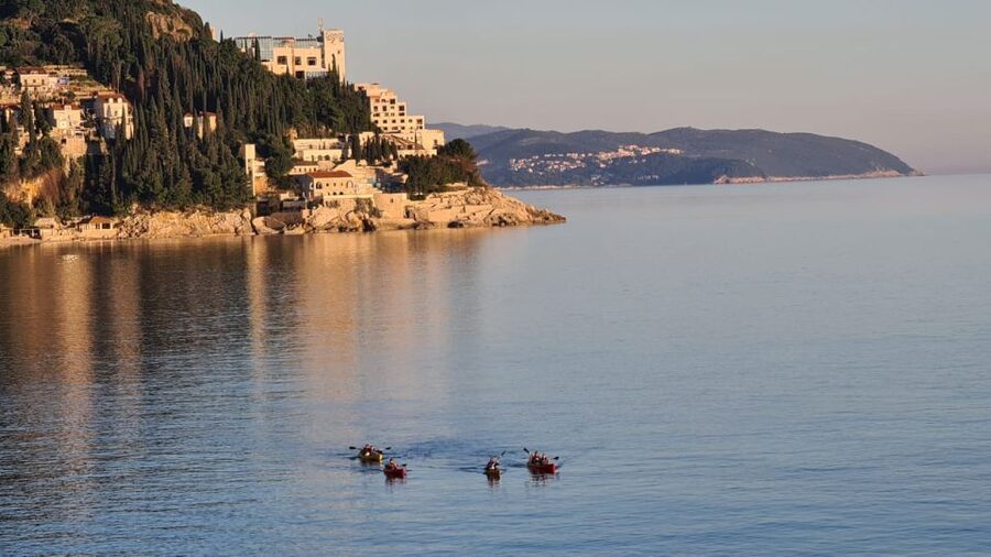 Dubrovnik: Sea Kayaking Half-Day Tour - Pile Bay to Lokrum, the opening stretch