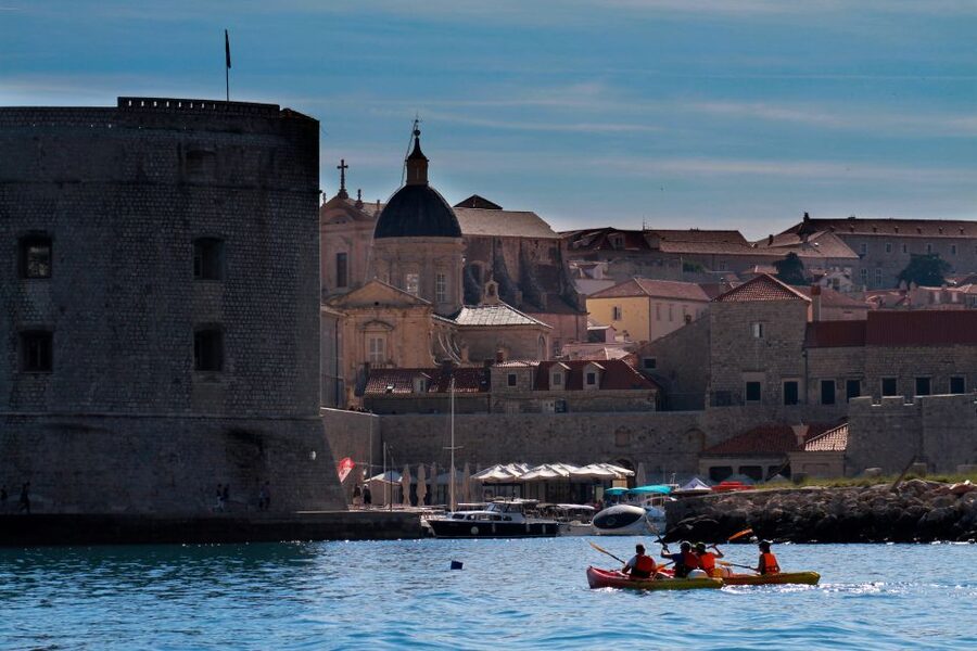 Dubrovnik: Sea Kayaking Tour - Betina Cave and the 20-minute swim stop