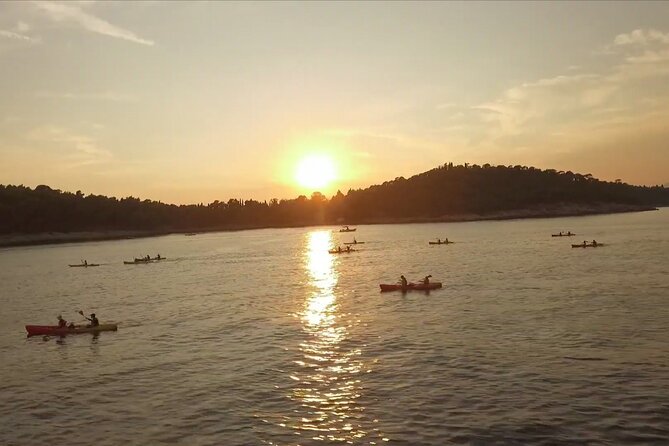 Dubrovnik: Sunset Kayaking & Snorkeling with water &wine - Seeing Dubrovnik from Pile Bay