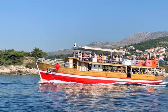 Elaphite Islands Full-Day Kayak and Bike Tour from Dubrovnik - A beach break before the return route